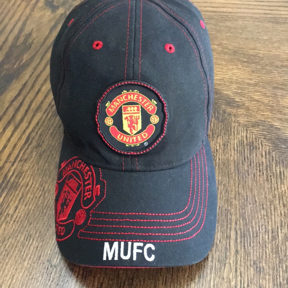 Manchester United Men’s Hat